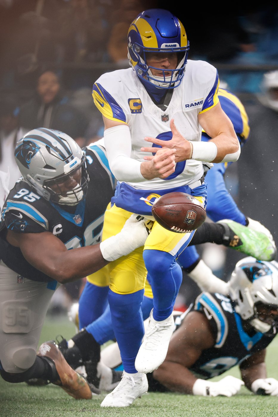 Panthers defense defeats 'Superman' Stafford by forcing 3 turnovers, scoring in upset of Rams | iNFOnews.ca