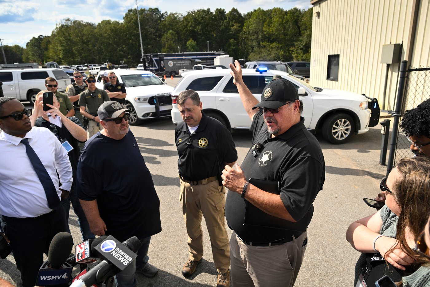 Officials investigate blast at Tennessee explosives plant that left 18 missing and feared dead | iNFOnews.ca Officials investigate blast at Tennessee explosives plant that left 18 missing and feared dead | iNFOnews.ca
