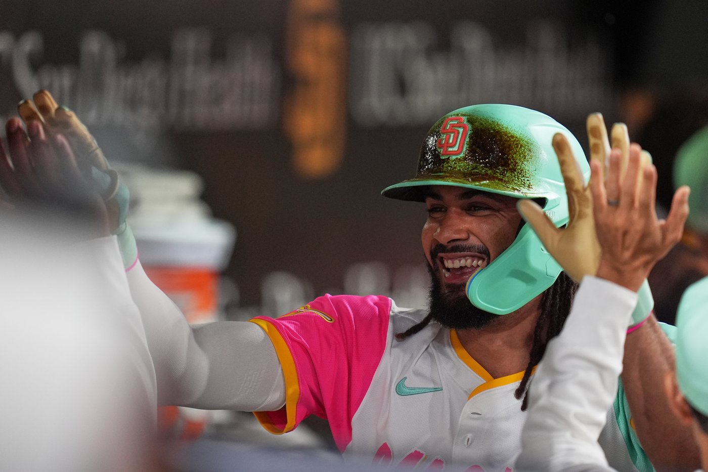 Fernando Tatís Jr. returns from bout with COVID-19 to hit a grand slam in the Padres' playoff push | iNFOnews.ca