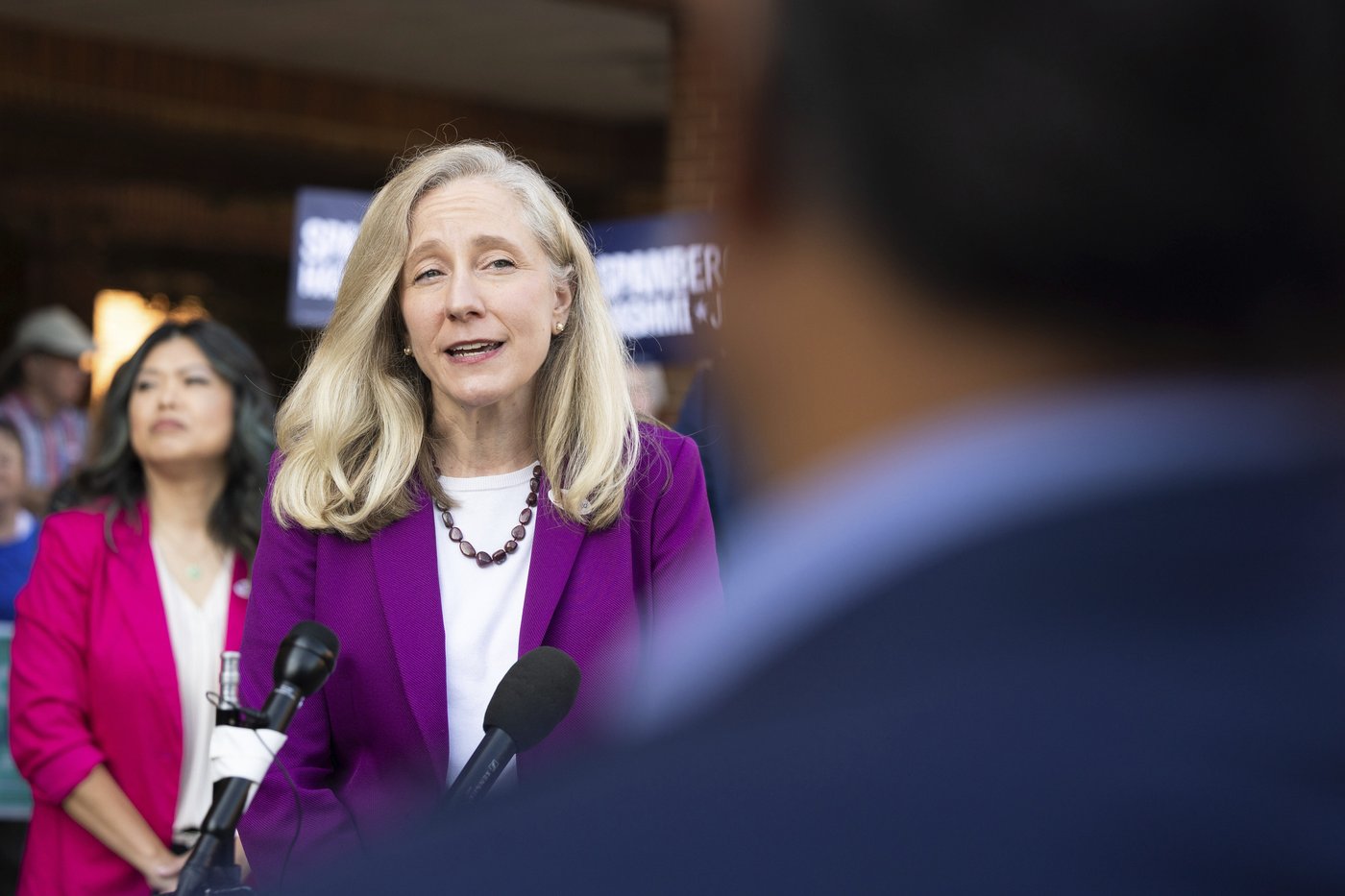 What to watch for in the Virginia governor's race debate between Spanberger and Earle-Sears | iNFOnews.ca What to watch for in the Virginia governor's race debate between Spanberger and Earle-Sears | iNFOnews.ca
