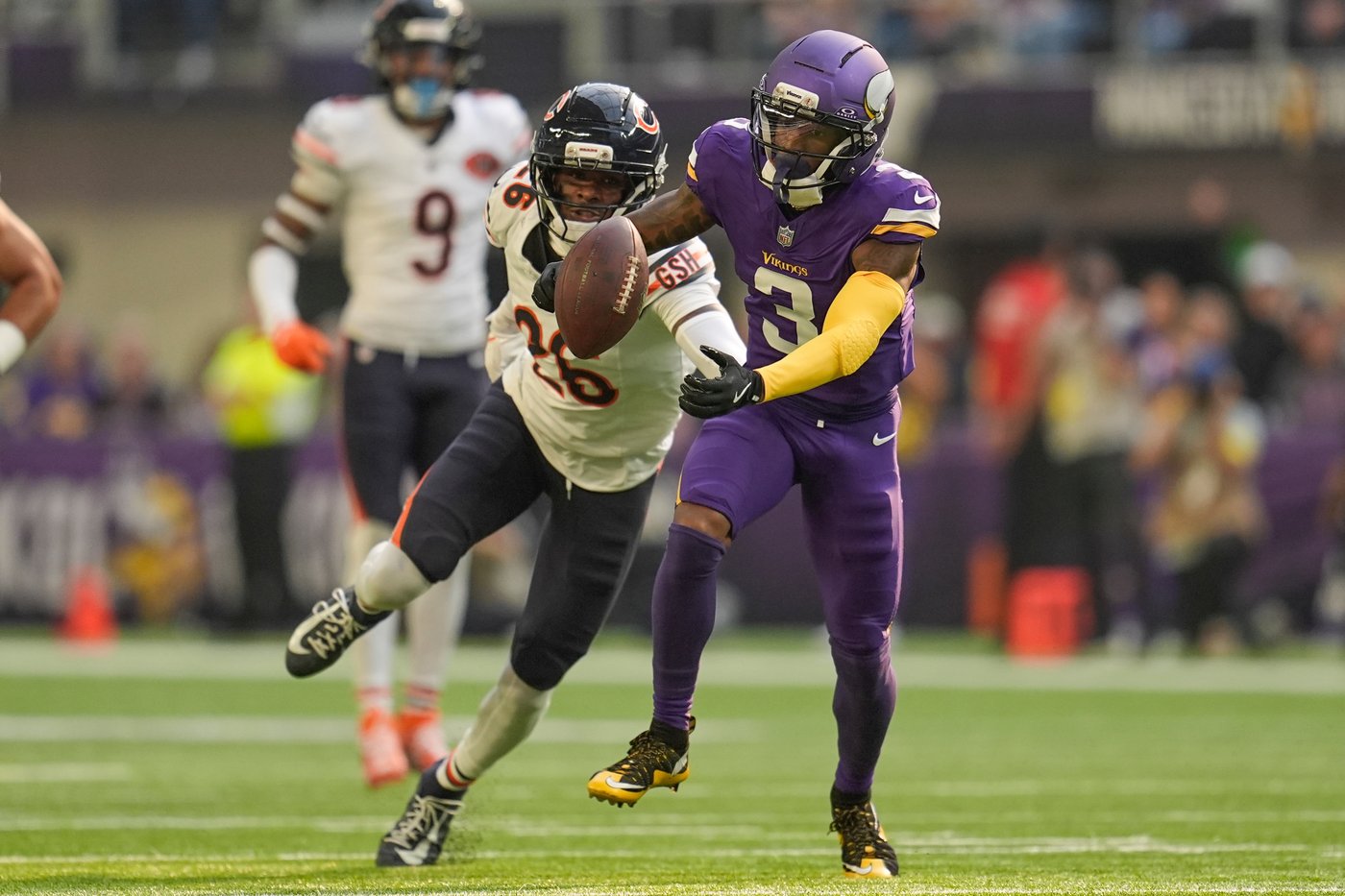 Bears improve to 7-3 to beat Vikings with game-ending FG set up by Duvernay's 56-yard kickoff return | iNFOnews.ca Bears improve to 7-3 to beat Vikings with game-ending FG set up by Duvernay's 56-yard kickoff return | iNFOnews.ca