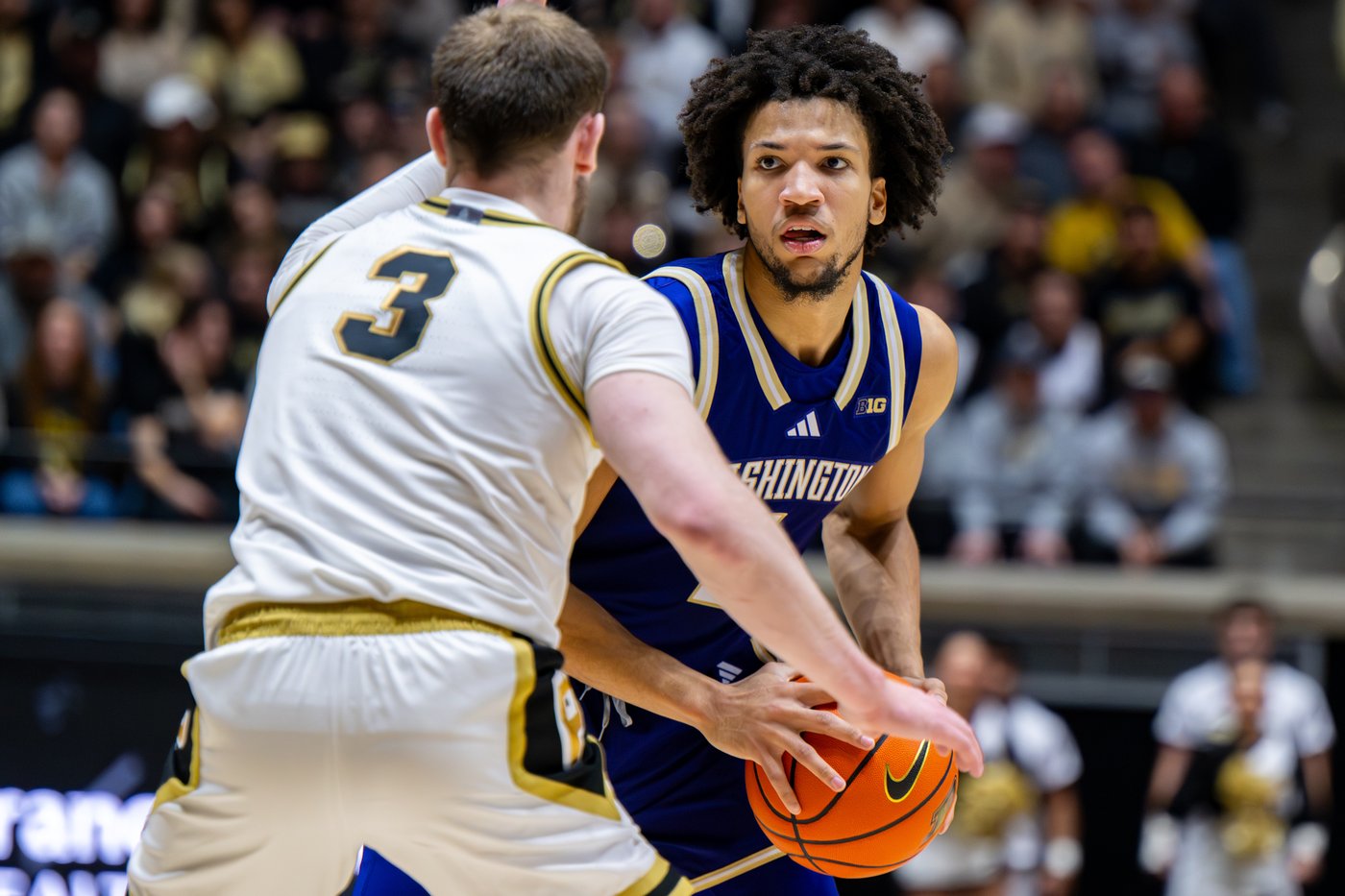 Braden Smith overcomes foul trouble by scoring 23 and leading No. 5 Purdue past Washington 81-73 | iNFOnews.ca