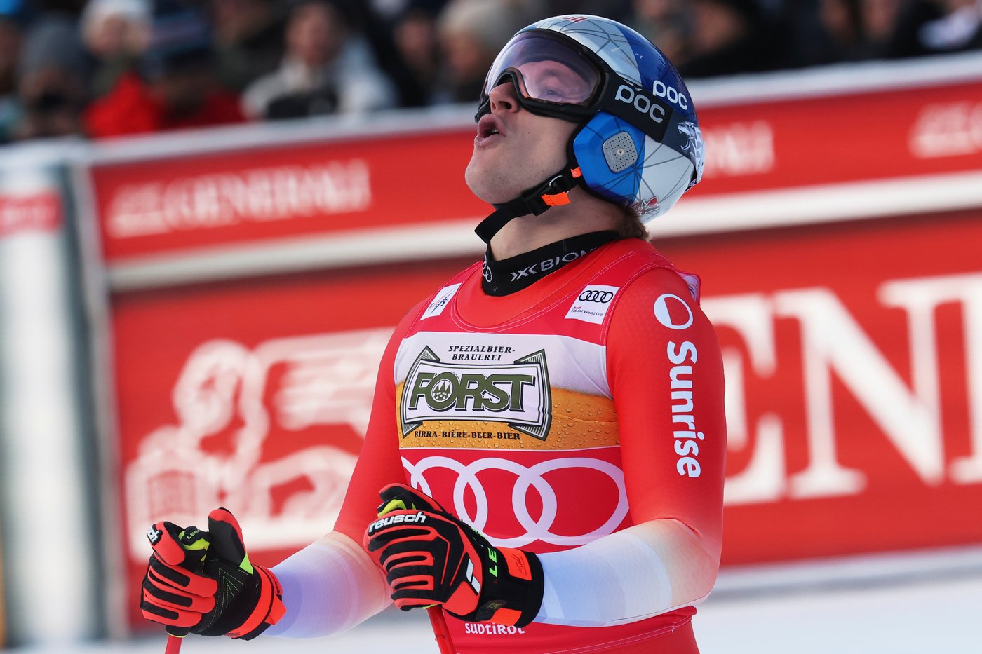 Von Allmen edges Odermatt in latest World Cup downhill duel for Swiss stars | iNFOnews.ca