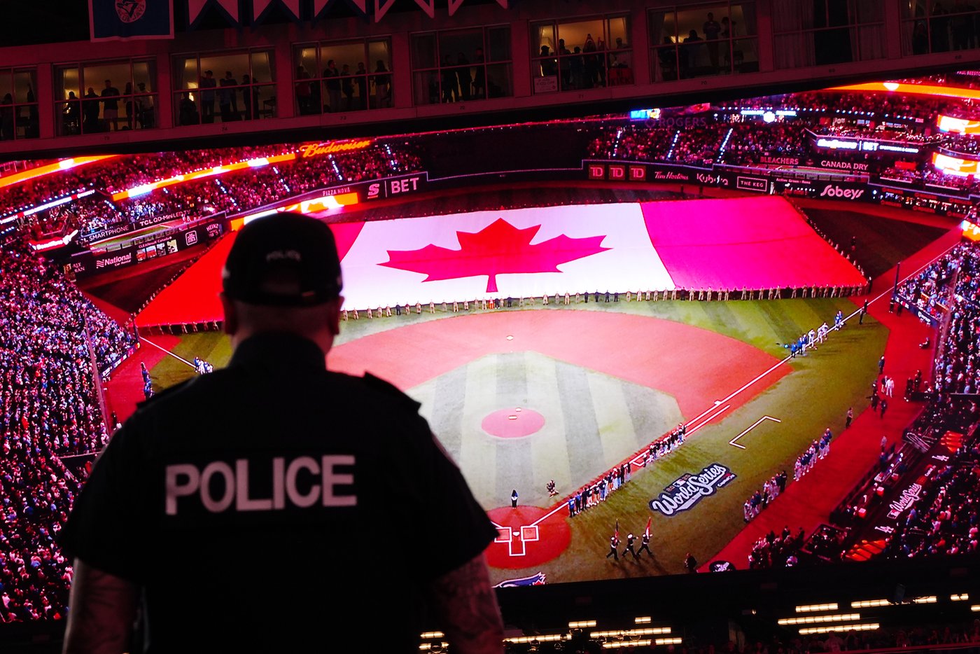 Dodgers beat Jays 5-1 in Game 2 of World Series | iNFOnews.ca