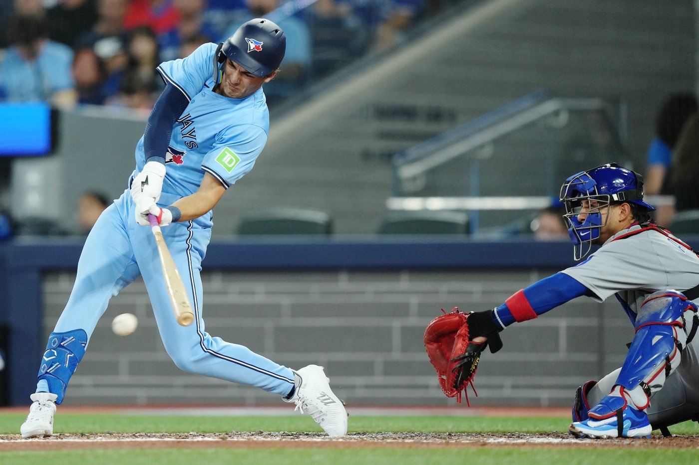 Bo Bichette put on Blue Jays' 10-day injured list with left knee sprain | iNFOnews.ca Bo Bichette put on Blue Jays' 10-day injured list with left knee sprain | iNFOnews.ca