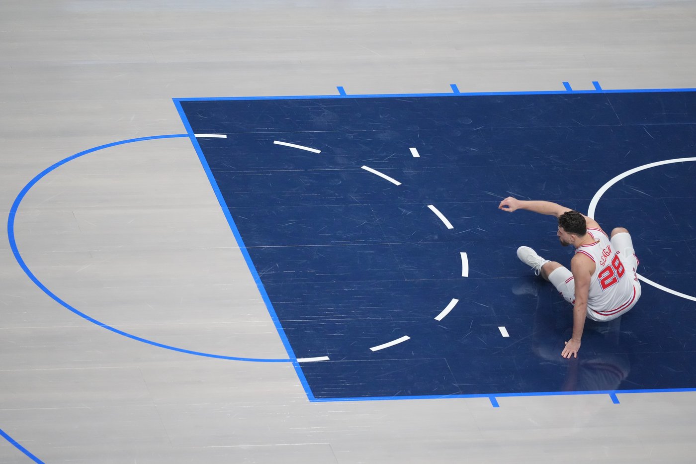 Rockets' Sengun leaves game vs. Mavericks early with ankle sprain | iNFOnews.ca
