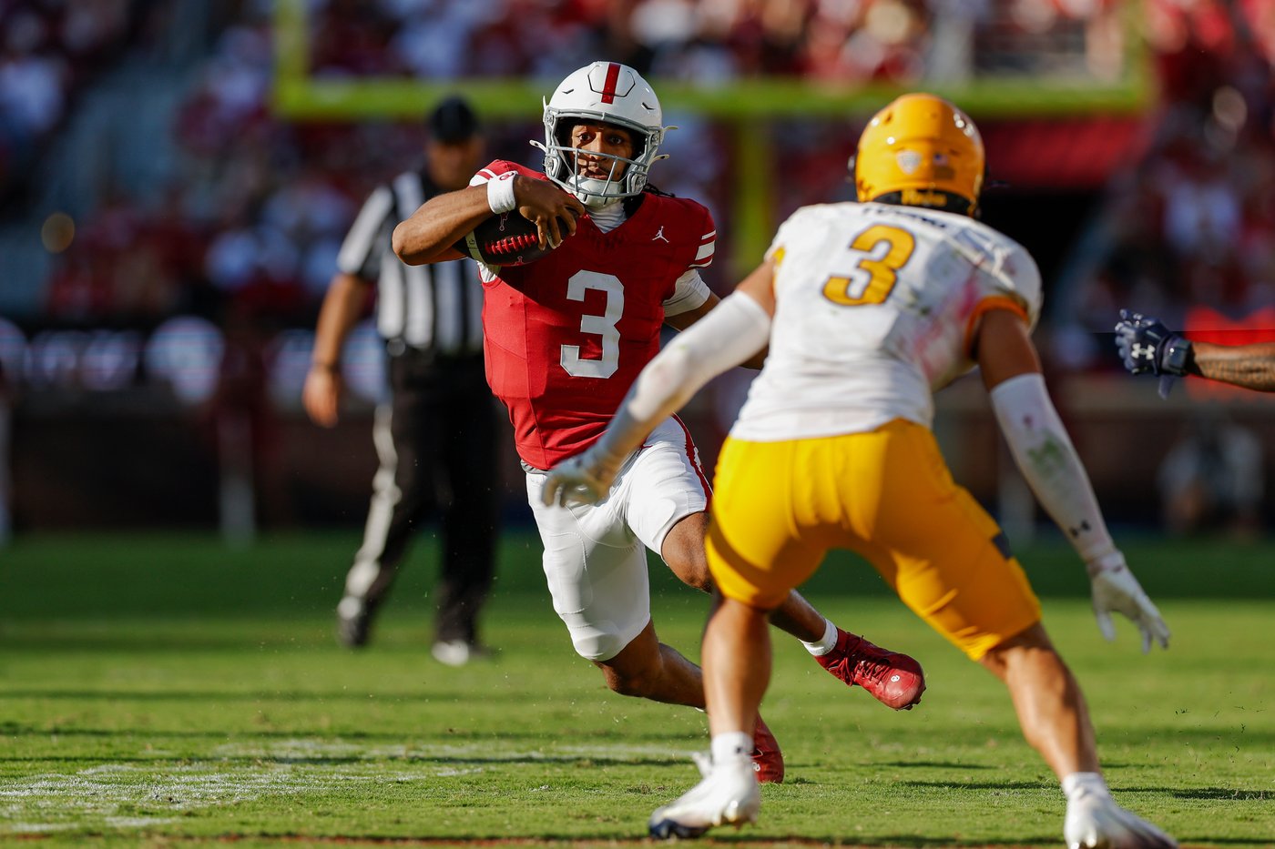 QB John Mateer could miss No. 6 Oklahoma's rivalry game vs. Texas with injury | iNFOnews.ca QB John Mateer could miss No. 6 Oklahoma's rivalry game vs. Texas with injury | iNFOnews.ca