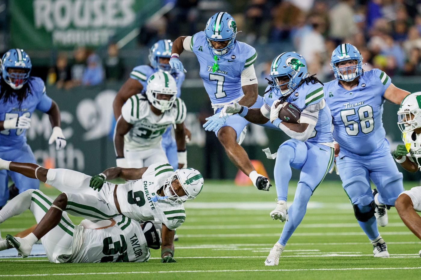 Tulane secures a home title tilt amid Sumrall uncertainty with a 27-0 victory over Charlotte | iNFOnews.ca