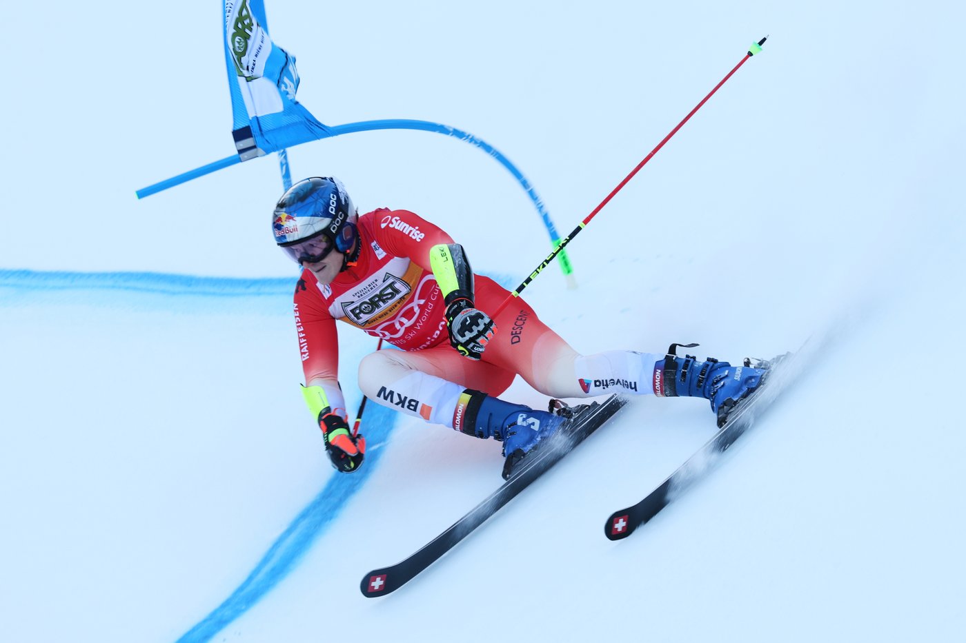Schwarz leads first run in World Cup giant slalom with Odermatt outside top 10 | iNFOnews.ca