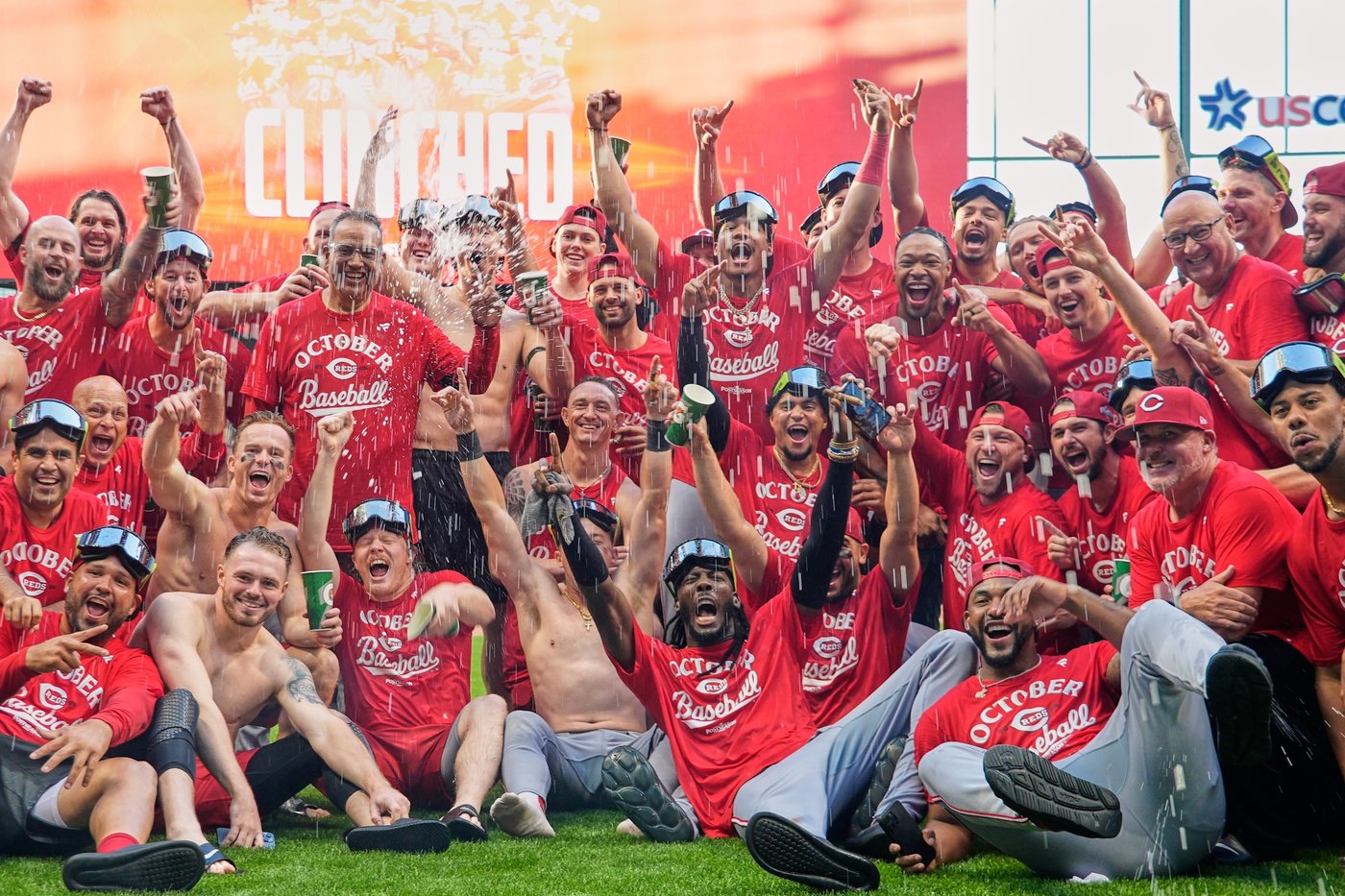 Reds earn 1st playoff berth since 2020 as they capitalize on Mets' big fade | iNFOnews.ca