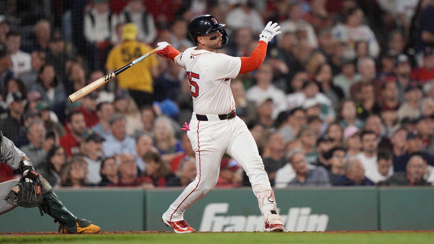 Harris RBI single lifts Athletics over Red Sox 2-1 as Boston loses ground in AL wild-card race | iNFOnews.ca