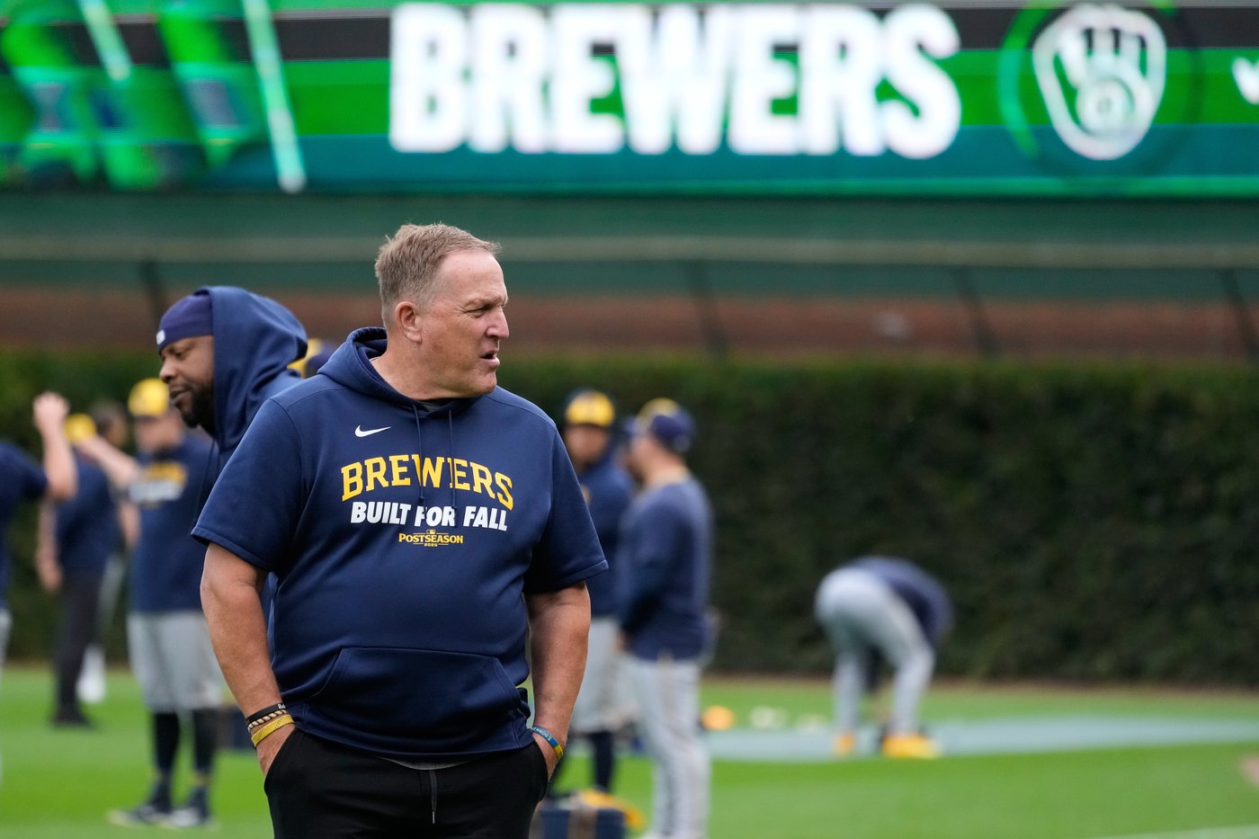 Brewers manager Pat Murphy jokes that most Dodgers players `can't name 8 guys' on Milwaukee roster | iNFOnews.ca Brewers manager Pat Murphy jokes that most Dodgers players `can't name 8 guys' on Milwaukee roster | iNFOnews.ca