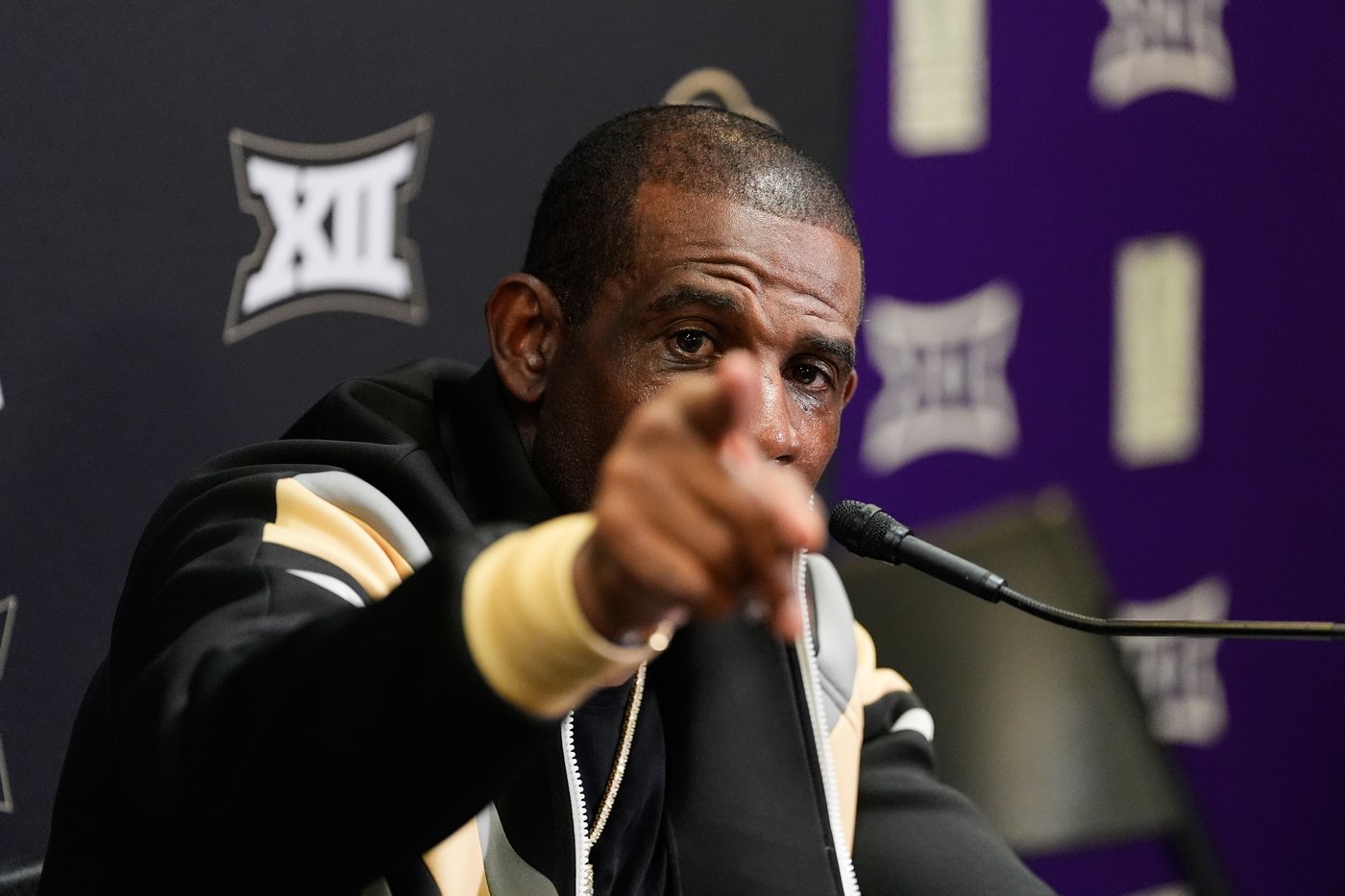 Deion Sanders 'hurting like crazy' and believes he has more blood clots | iNFOnews.ca