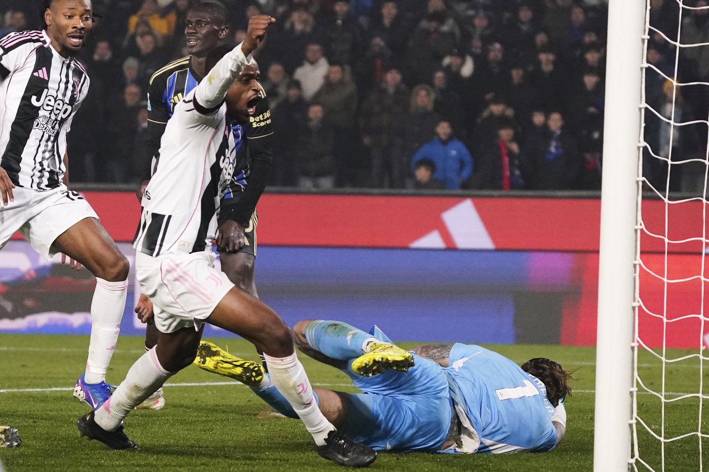 Juventus wins 2-0 at promoted Pisa for its 3rd straight win in Serie A | iNFOnews.ca