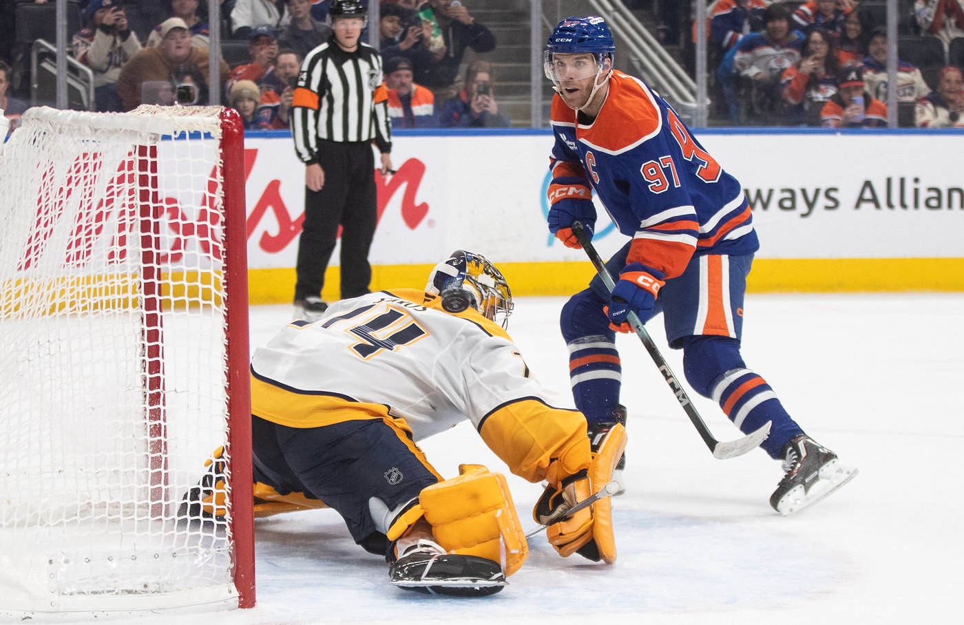 McDavid nets hat trick as Oilers drill Predators 6-2 | iNFOnews.ca McDavid nets hat trick as Oilers drill Predators 6-2 | iNFOnews.ca