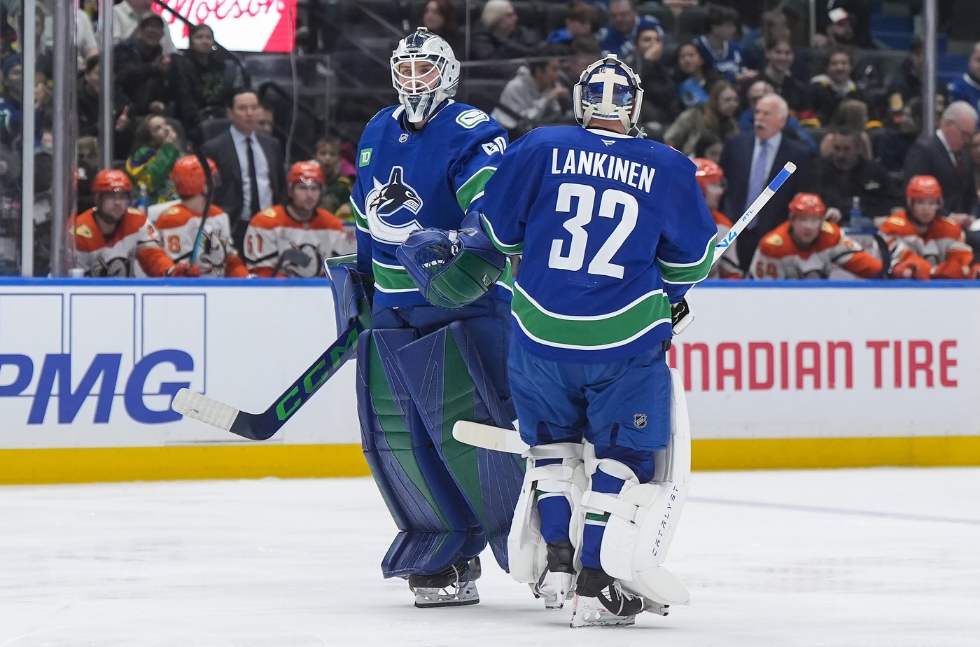 Tolopilo shines in Canucks win but denied shutout due to concussion protocol | iNFOnews.ca
