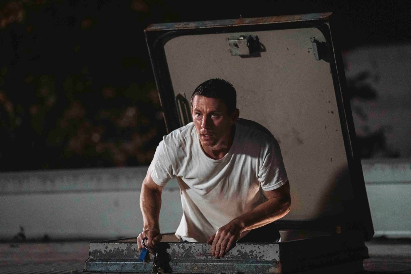 ‘Roofman' tells a stranger-than-fiction story with rigorous accuracy and a whole lot of toys | iNFOnews.ca