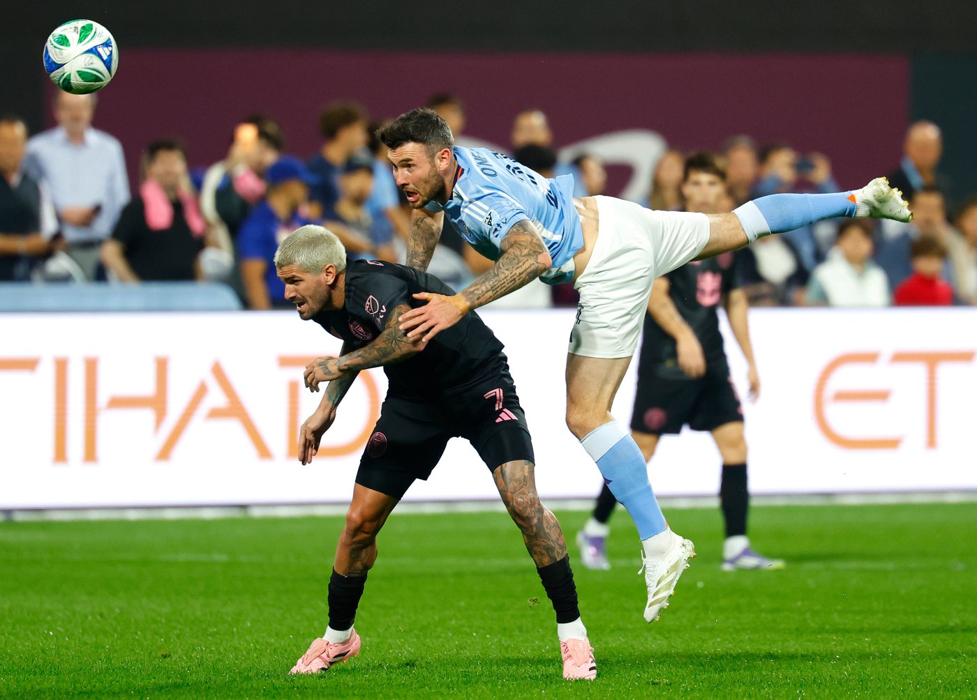 Lionel Messi scores 2 goals and Inter Miami clinches playoff spot with 4-0 win over New York City FC | iNFOnews.ca