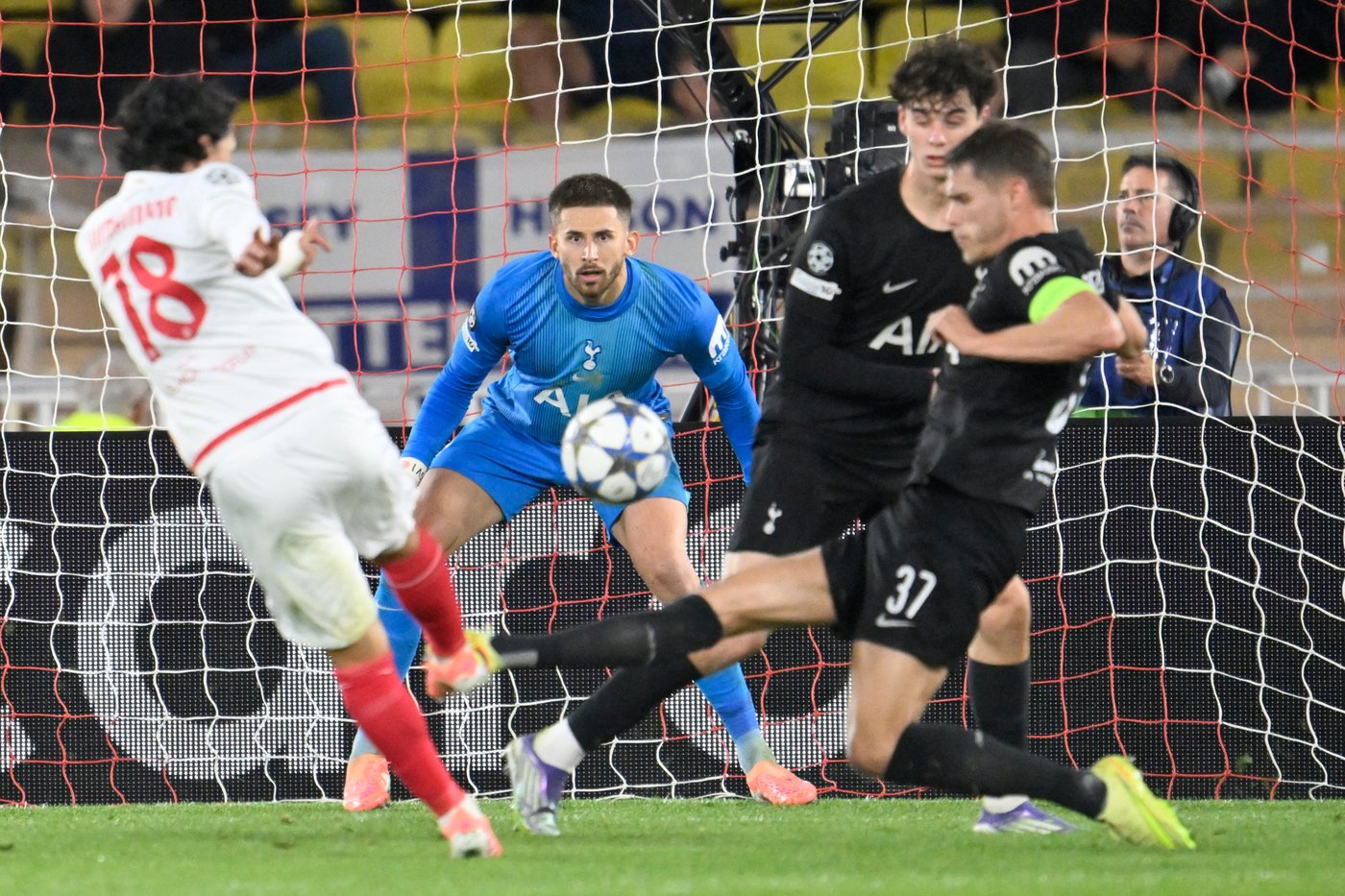 With PSG dropping more points than usual the Ligue 1 title race could be close | iNFOnews.ca