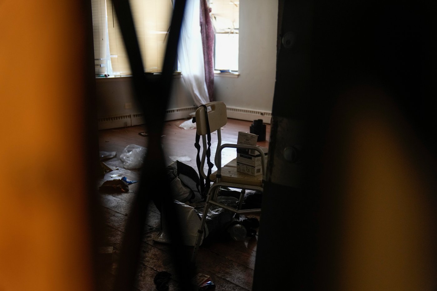 Takeaways from AP report on a Chicago raid that signals a major escalation of immigration crackdown | iNFOnews.ca Takeaways from AP report on a Chicago raid that signals a major escalation of immigration crackdown | iNFOnews.ca