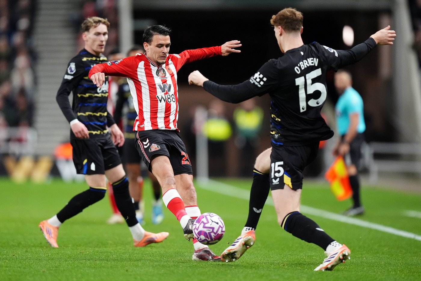 Sunderland moves into fourth place after home draw with Everton | iNFOnews.ca Sunderland moves into fourth place after home draw with Everton | iNFOnews.ca
