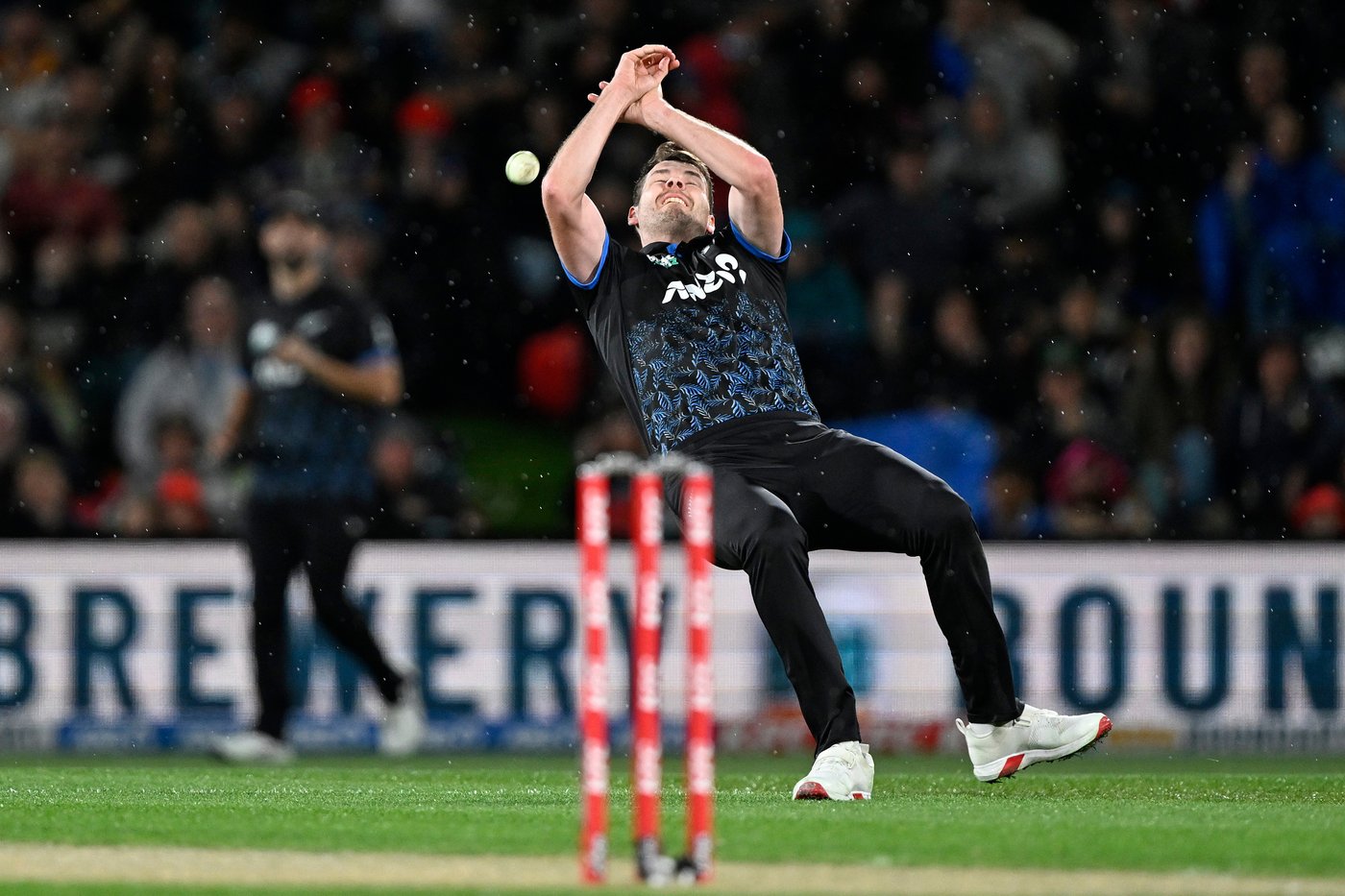 Rain washes out the 1st T20 international between New Zealand and England | iNFOnews.ca
