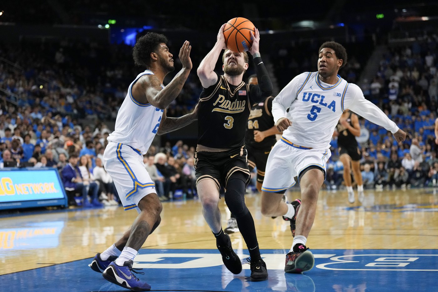 Bilodeau's late 3-pointer helps UCLA stun No. 4 Purdue, snapping Boilermakers' 9-game winning streak | iNFOnews.ca