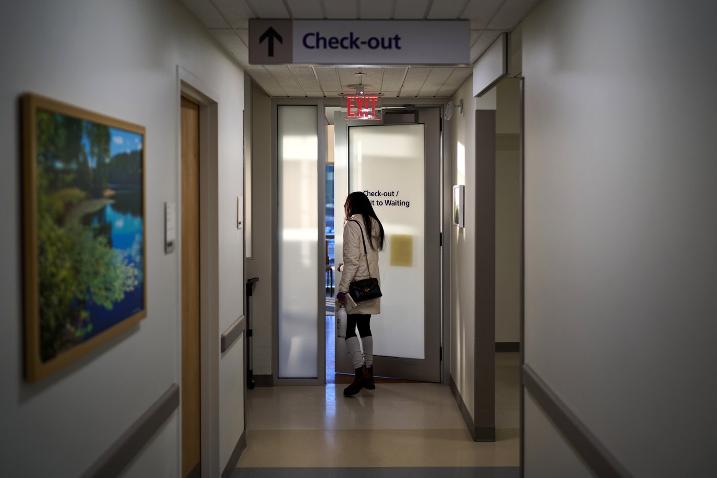 PHOTO ESSAY: One woman’s journey with lupus, the disease of 1,000 faces | iNFOnews.ca