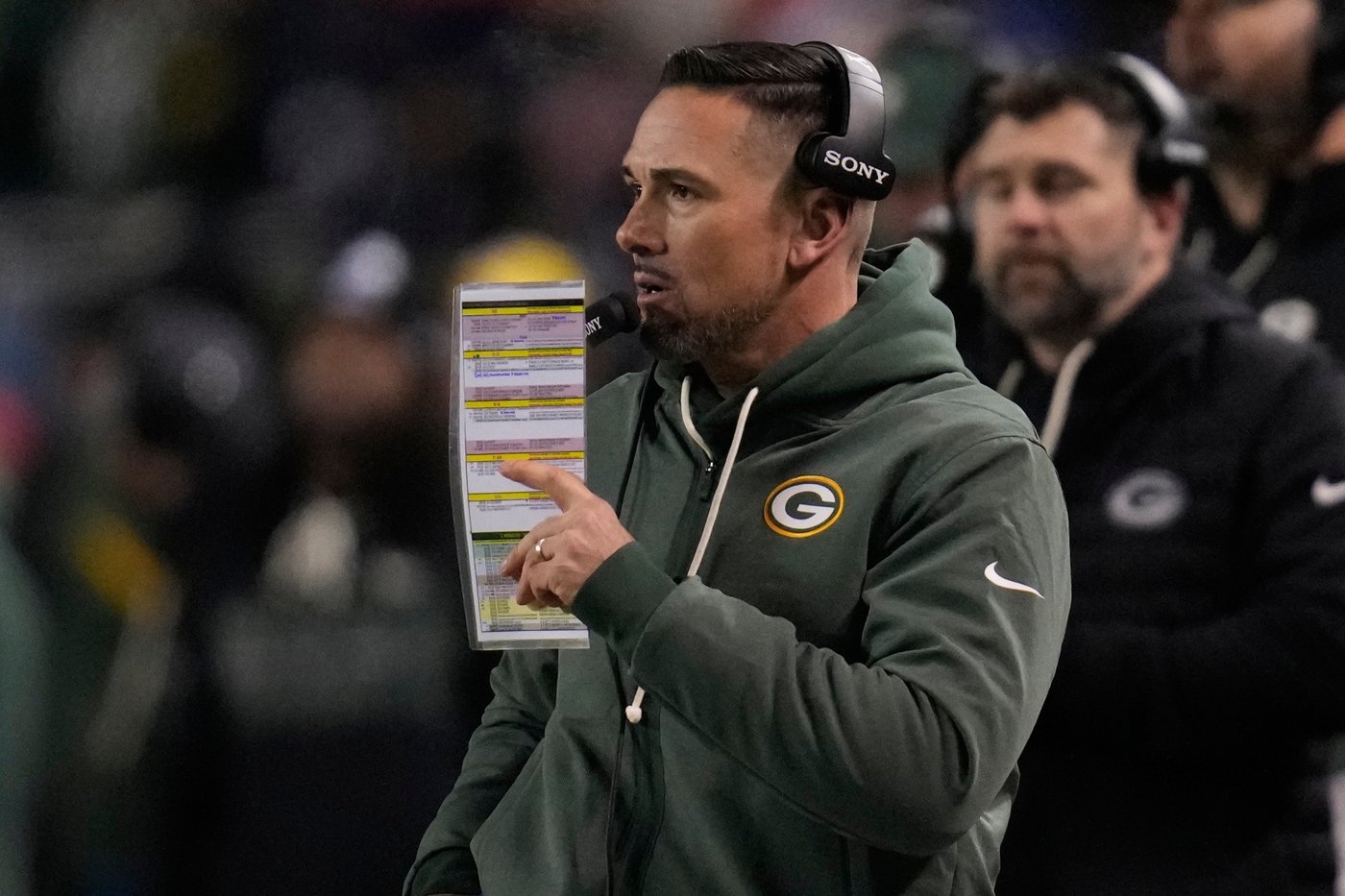 Packers monitoring Willis' shoulder issue as well as Love's progress after OT loss to Bears | iNFOnews.ca