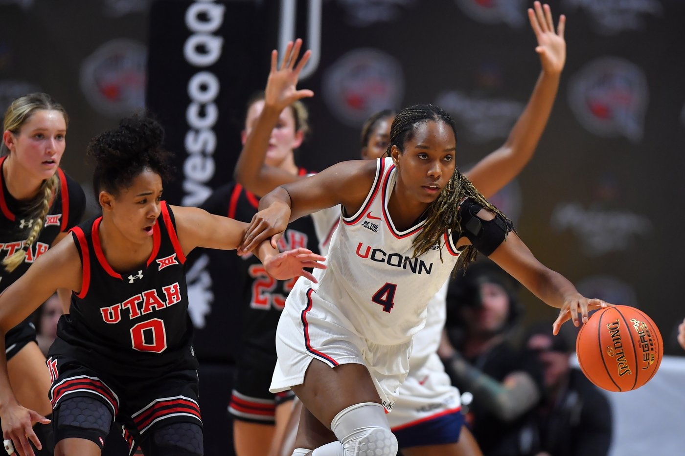 Fudd's 24 points leads top-ranked UConn past Utah 93-41 in Hall of Fame Women's Showcase | iNFOnews.ca Fudd's 24 points leads top-ranked UConn past Utah 93-41 in Hall of Fame Women's Showcase | iNFOnews.ca