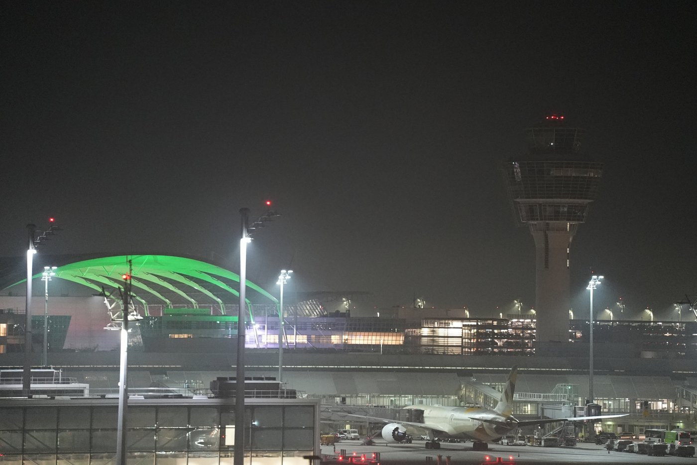 Munich Airport temporarily shut after drone sightings, another mysterious overflight in EU airspace | iNFOnews.ca