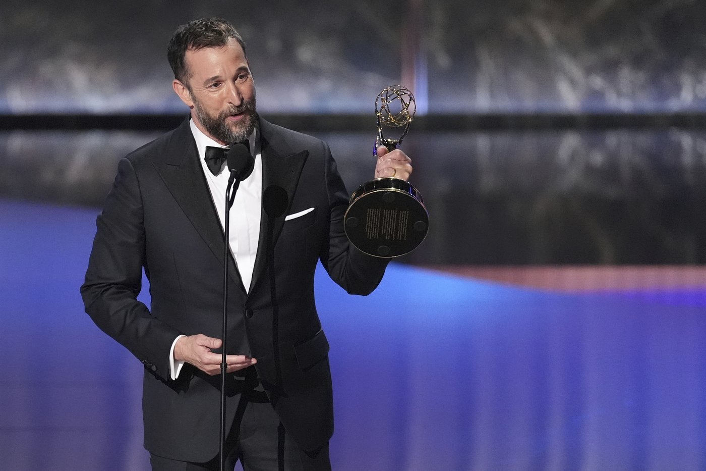 'The Studio' and Seth Rogen have record-setting Emmys as Noah Wyle and 'The Pitt' get top drama wins | iNFOnews.ca