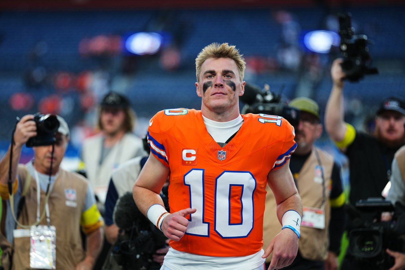 Broncos' blowout win over Cowboys marred by injuries to 2 All-Pros | iNFOnews.ca Broncos' blowout win over Cowboys marred by injuries to 2 All-Pros | iNFOnews.ca