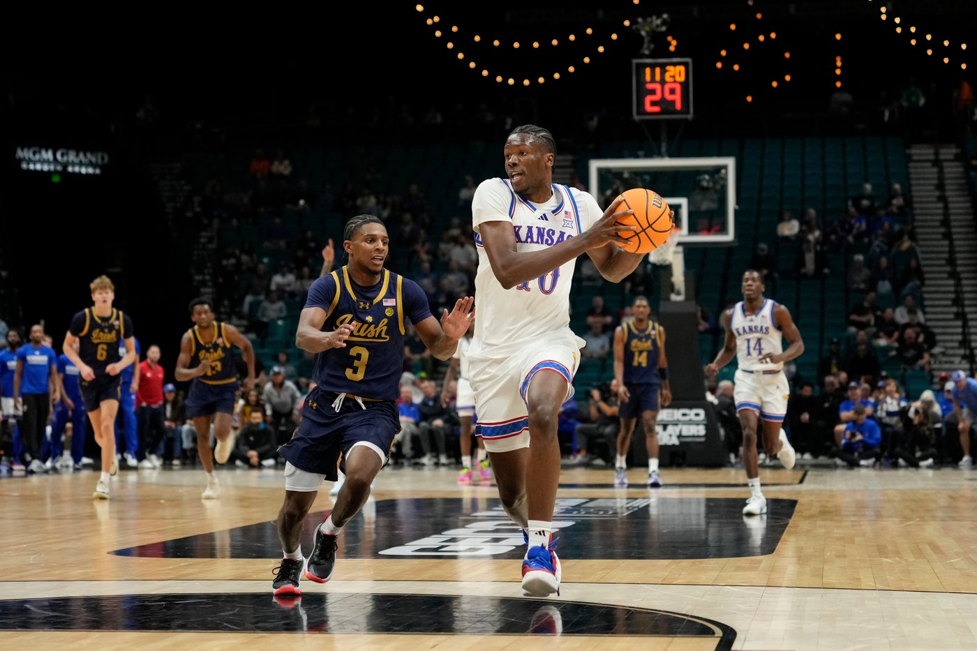 Flory Bidunga's 18 points, 9 rebounds, 5 assists and 5 blocks lead Kansas past Notre Dame 71-61 | iNFOnews.ca