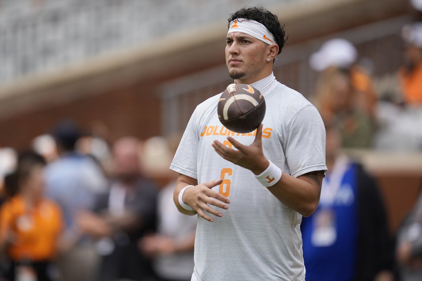College football Week 3: No. 6 Bulldogs at No. 15 Vols main event; No. 18 USF heads to No. 5 Miami | iNFOnews.ca