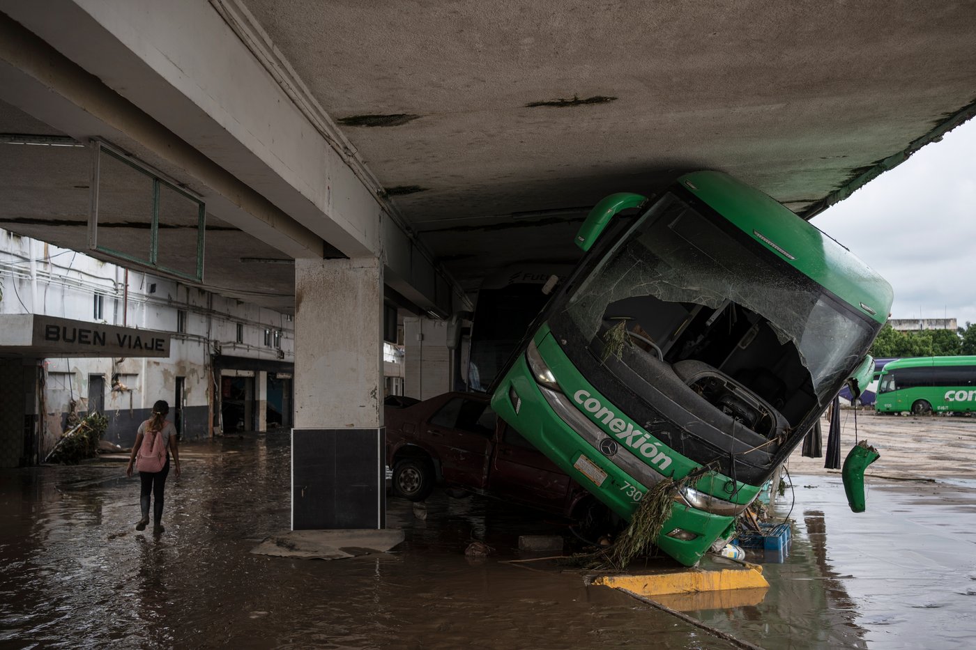 Heavy rain in Mexico sets off floods and landslides, killing at least 41 | iNFOnews.ca