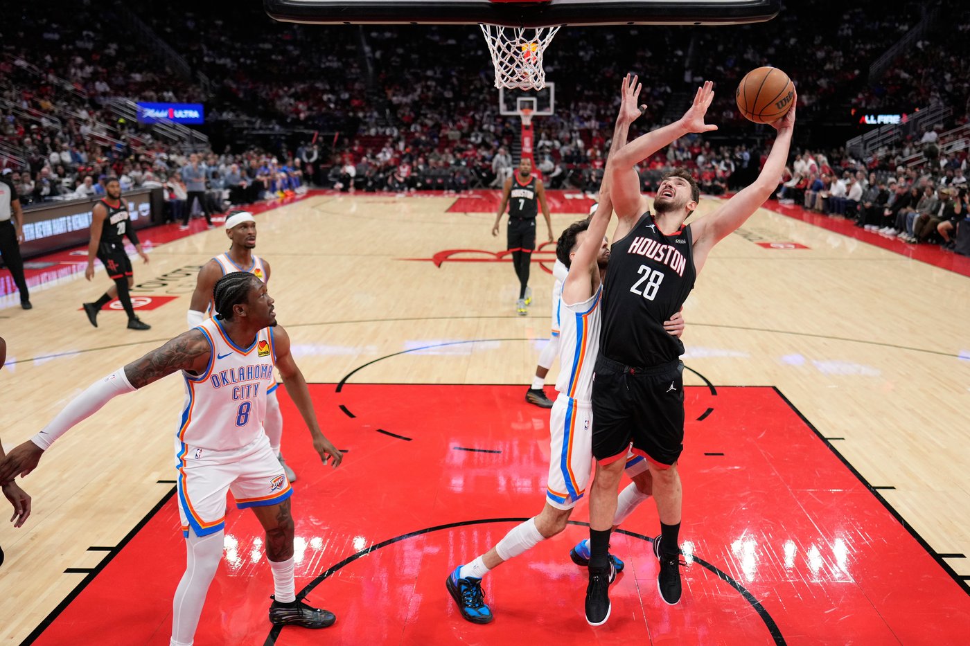 Thunder surge in fourth quarter to defeat Rockets 111-91 | iNFOnews.ca