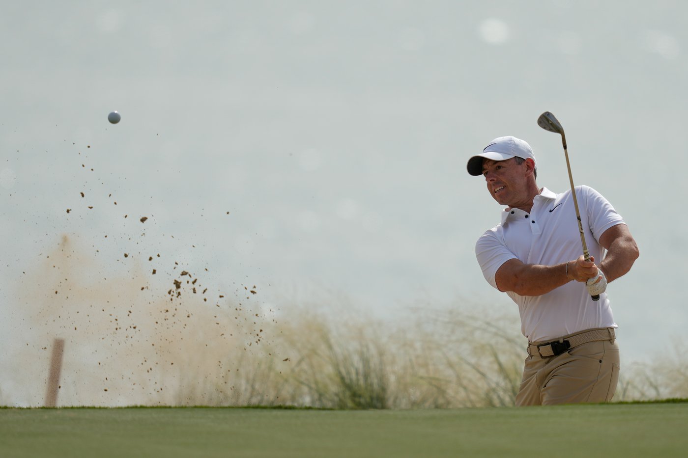 Fleetwood and Lowry among five tied for lead after opening Abu Dhabi Championship | iNFOnews.ca