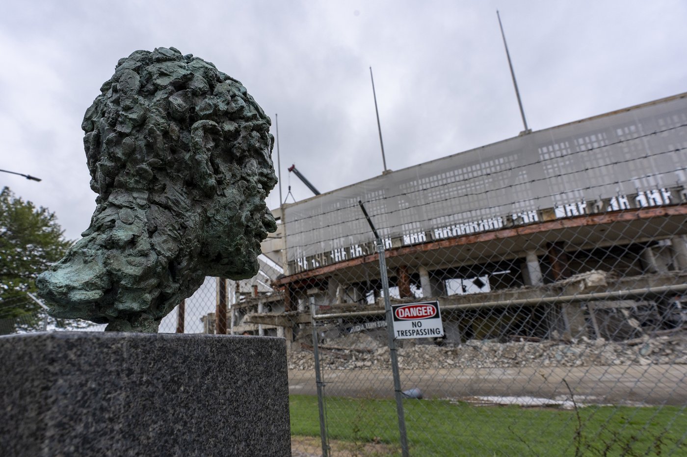 DC Council gives final approval to the Washington Commanders' return to the RFK Stadium site | iNFOnews.ca