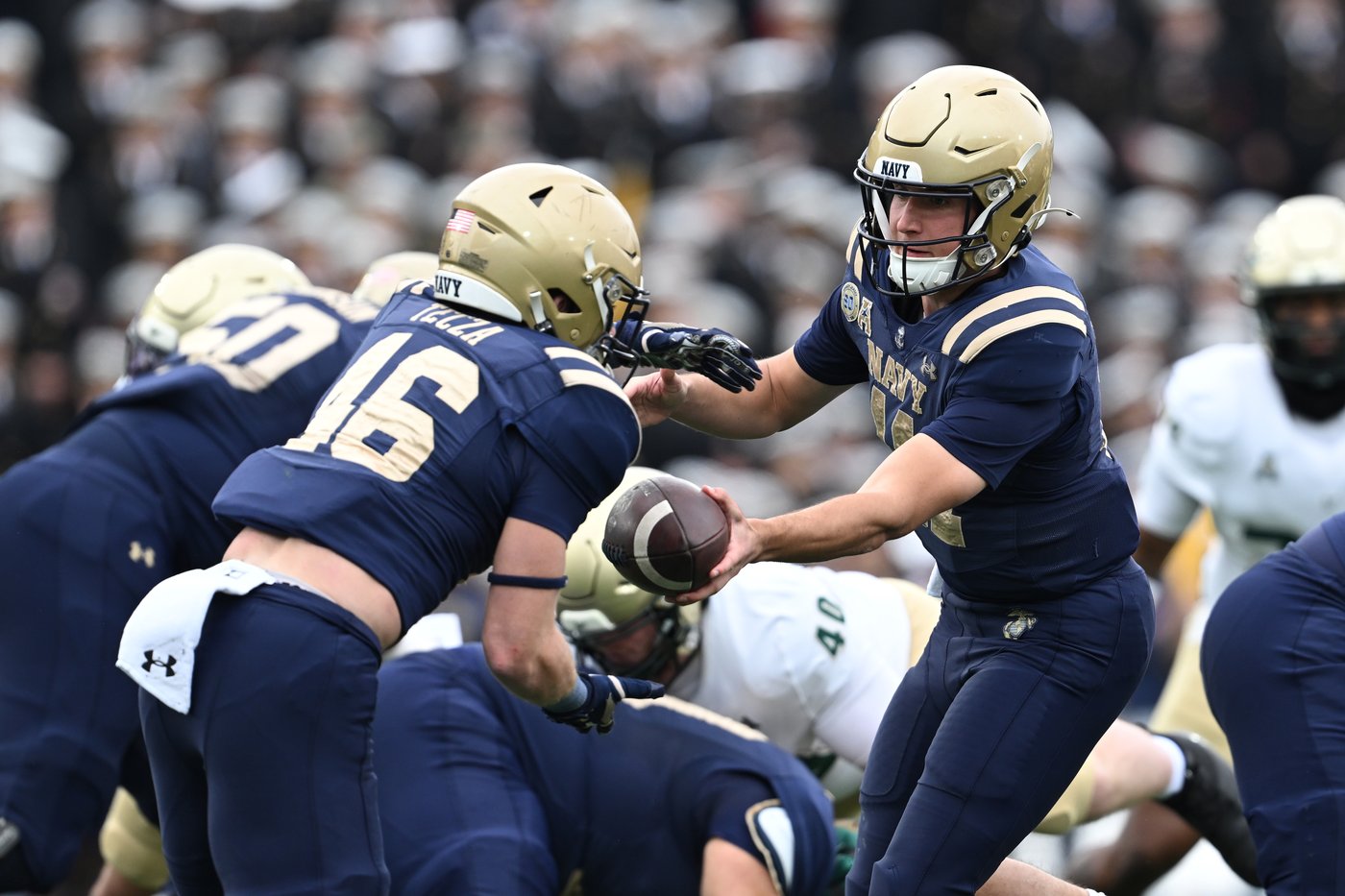 Heidenreich becomes Navy's all-time receiving yards leader as Midshipmen beat No. 25 South Florida | iNFOnews.ca Heidenreich becomes Navy's all-time receiving yards leader as Midshipmen beat No. 25 South Florida | iNFOnews.ca