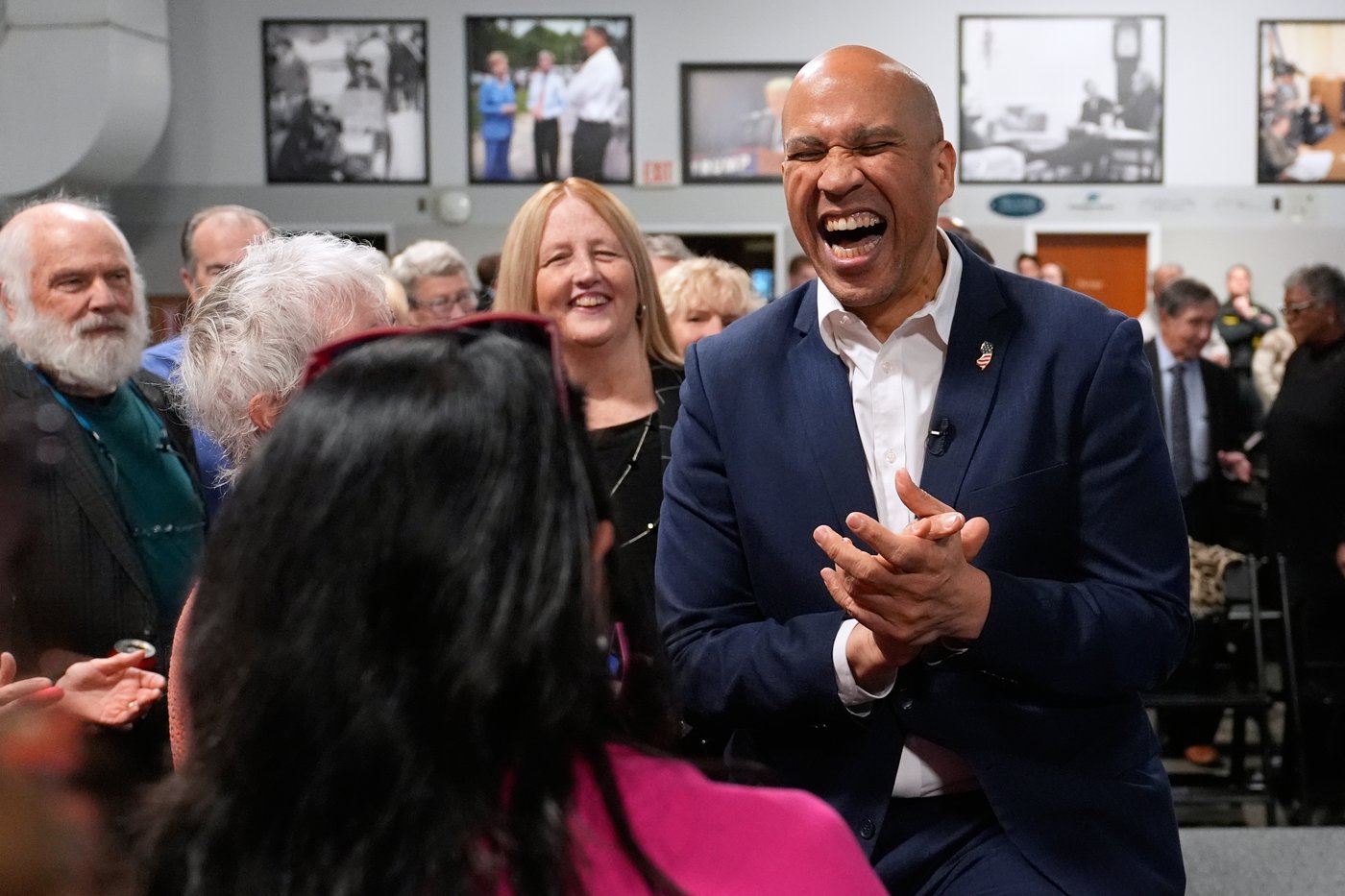 Cory Booker says Dems need to 'get back in the huddle' after blowing a big play | iNFOnews.ca Cory Booker says Dems need to 'get back in the huddle' after blowing a big play | iNFOnews.ca