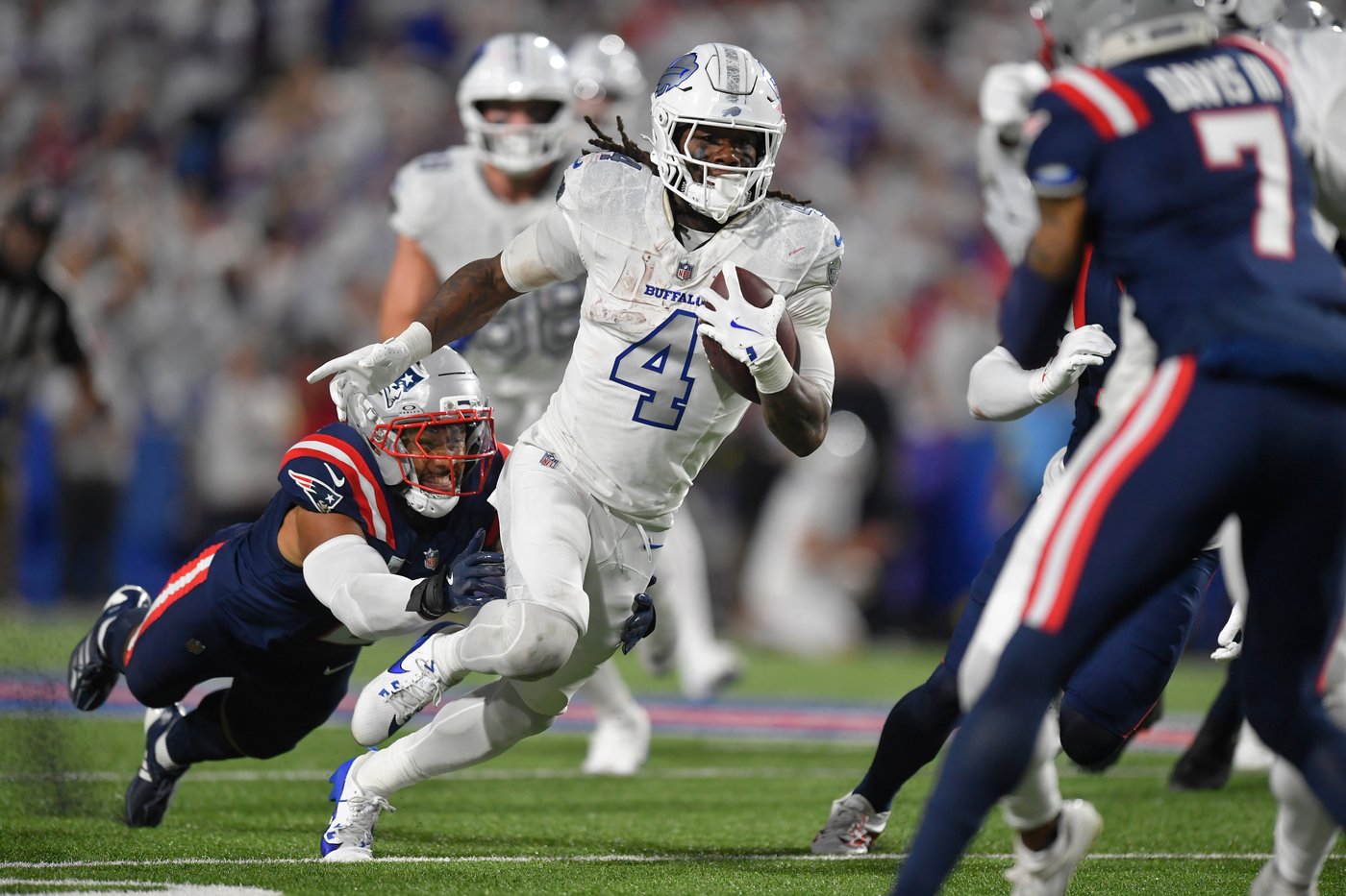 The Bills are undefeated no more after beating themselves in loss to rival Patriots | iNFOnews.ca