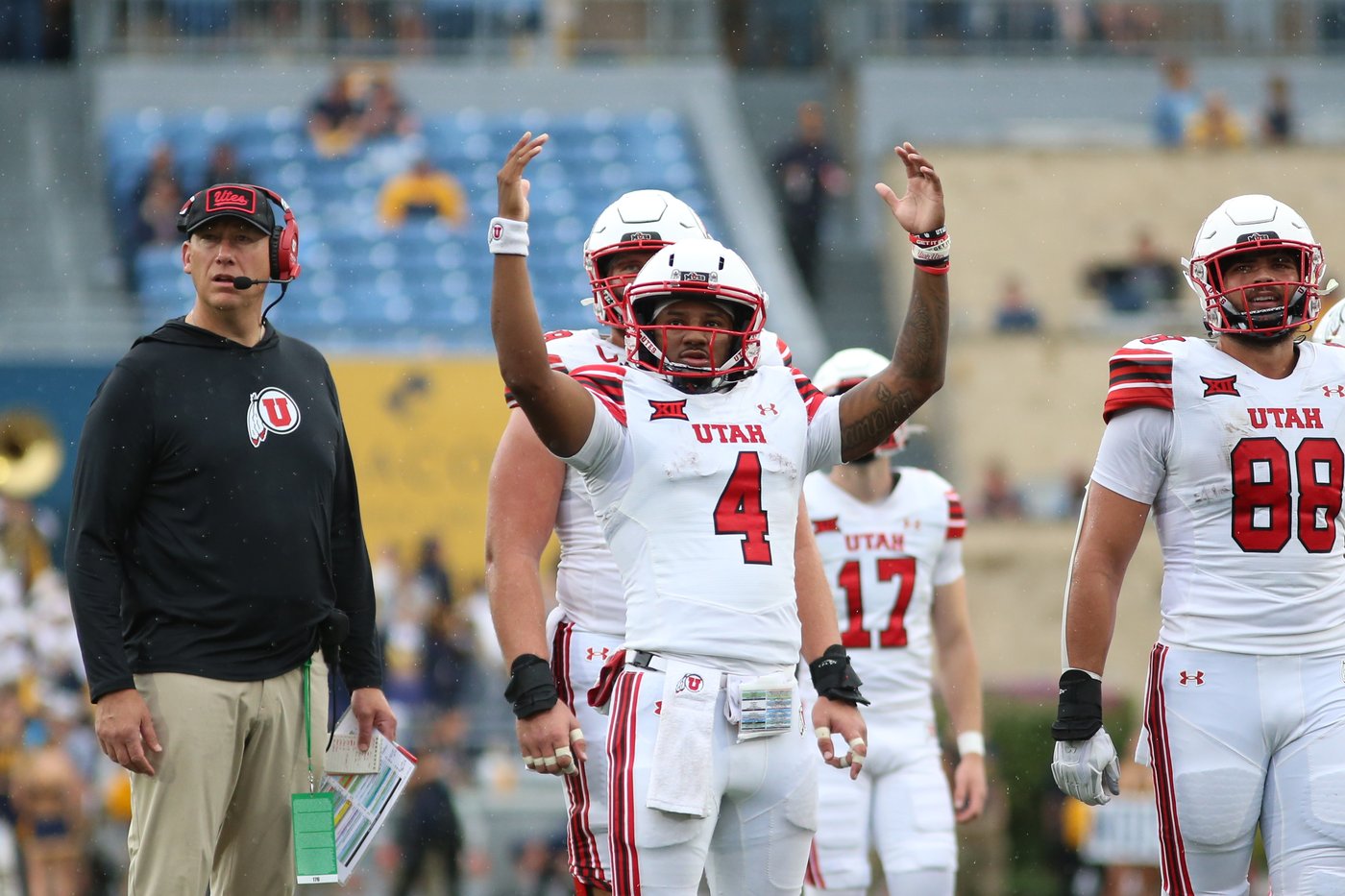Dampier throws career-high 4 TD passes, runs for a score and Utah beats West Virginia 48-14 | iNFOnews.ca