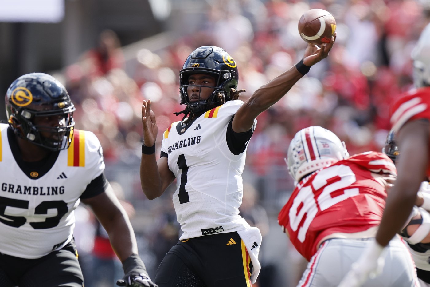 Julian Sayin sets completions mark and No. 1 Ohio State rolls past Grambling State 70-0 | iNFOnews.ca Julian Sayin sets completions mark and No. 1 Ohio State rolls past Grambling State 70-0 | iNFOnews.ca