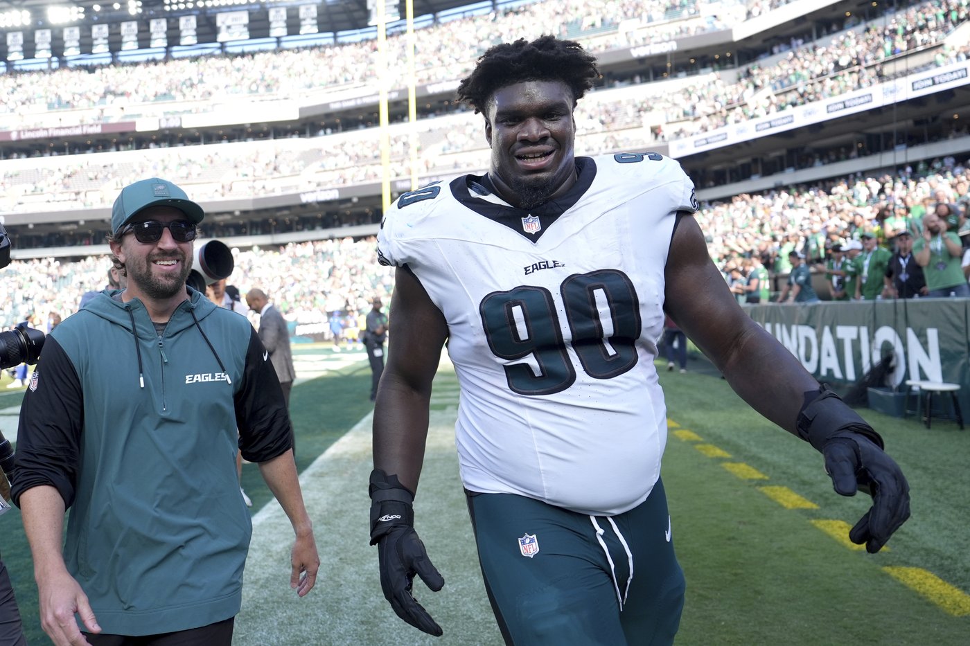 Eagles' secret weapon on their way to a 3-0 start? Two blocked field goals and a 61-yard return | iNFOnews.ca