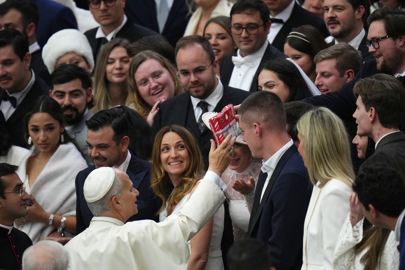Pope convenes cardinals and asks their priorities for 2 years, with Latin Mass off the agenda | iNFOnews.ca