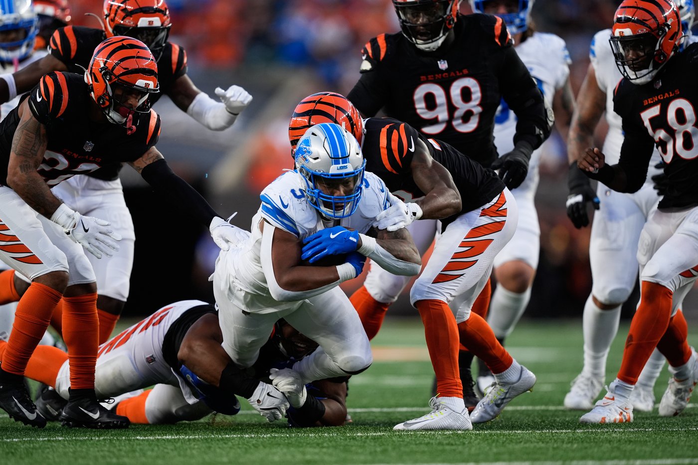 Lions try to extend winning streak to 5 as they visit Chiefs on Sunday night | iNFOnews.ca Lions try to extend winning streak to 5 as they visit Chiefs on Sunday night | iNFOnews.ca