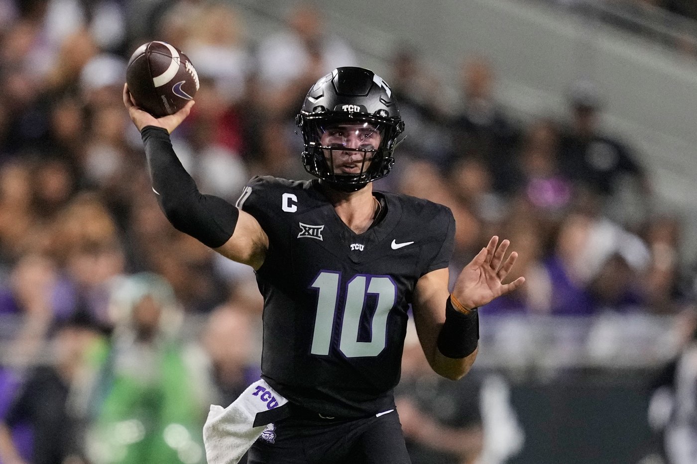 Big 12 this week has 'Holy War' in Utah and top 2 passers on same field in longest Texas rivalry | iNFOnews.ca