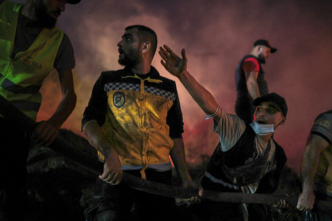 The top AP photos from the Middle East in 2025: Conflict, courage, and moments of wonder | iNFOnews.ca