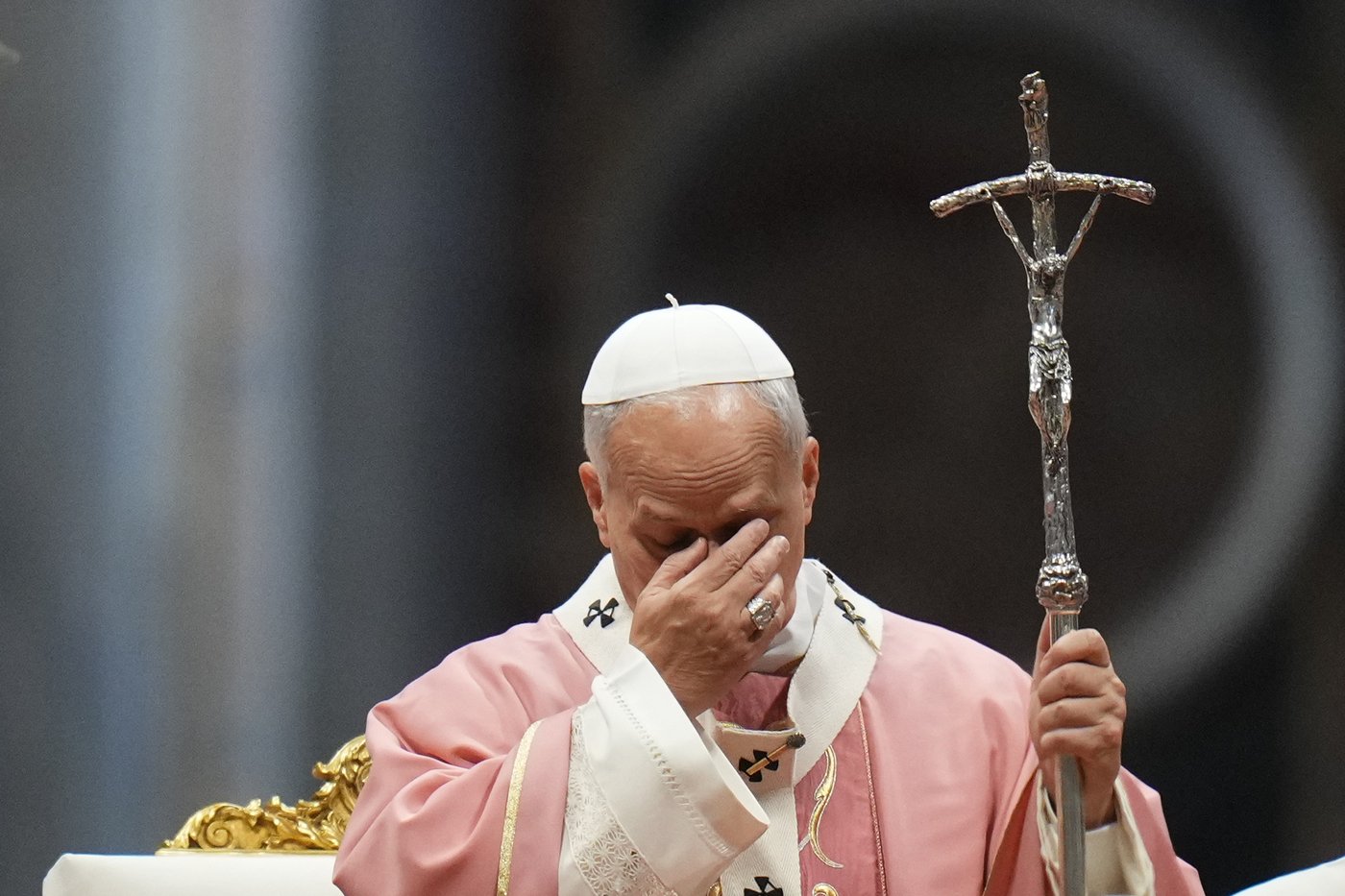 Pope criticizes prison overcrowding during special Mass for inmates, guards and families | iNFOnews.ca Pope criticizes prison overcrowding during special Mass for inmates, guards and families | iNFOnews.ca
